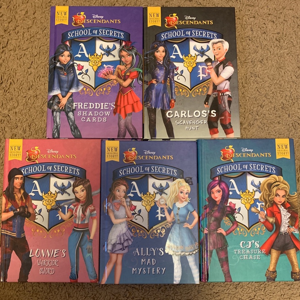 Descendants books school of secret and evies books